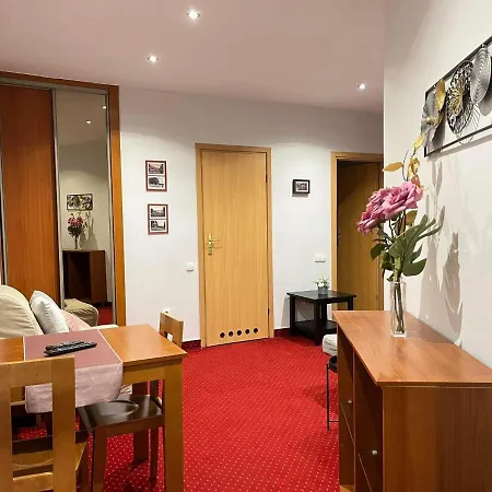 Helvetia - Private And Bed & Breakfast Warschau