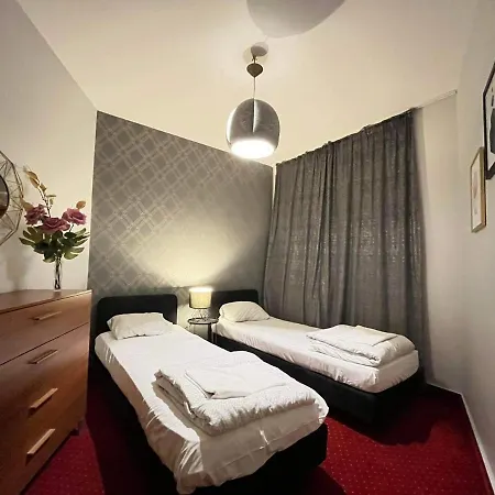 Bed & Breakfast Helvetia - Private And