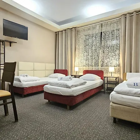 Helvetia - Private And Bed & Breakfast Varšava