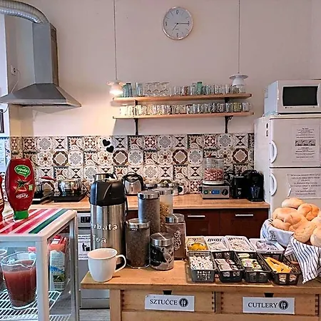 Bed & Breakfast Helvetia - Private And Warszawa