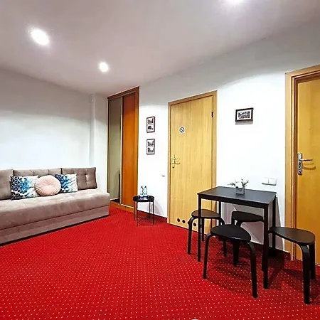 Bed & Breakfast Helvetia - Private And
