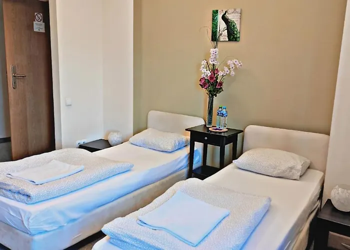 Helvetia - Private And Varsóvia