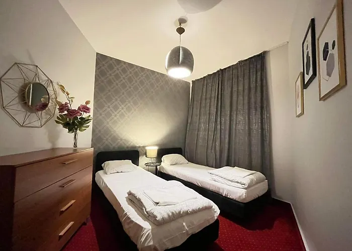 Panzió Helvetia - Private And