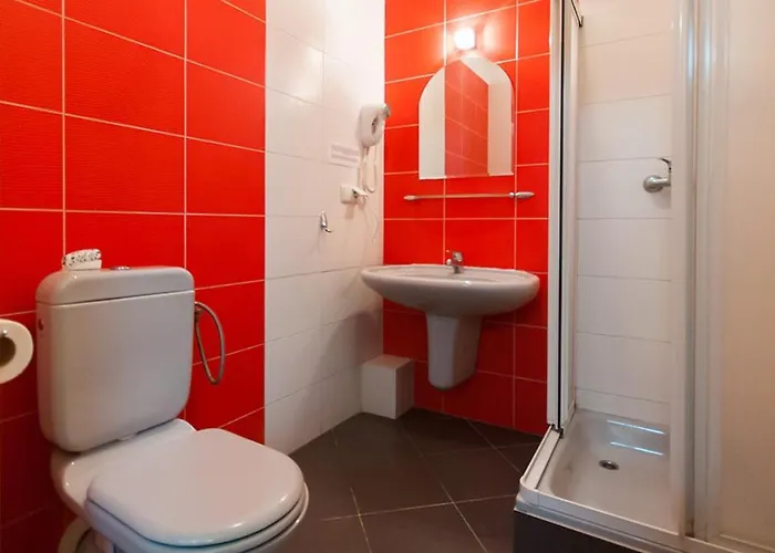 Panzió Helvetia - Private And *