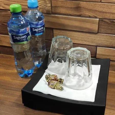 Bed & Breakfast Helvetia - Private And Warsaw