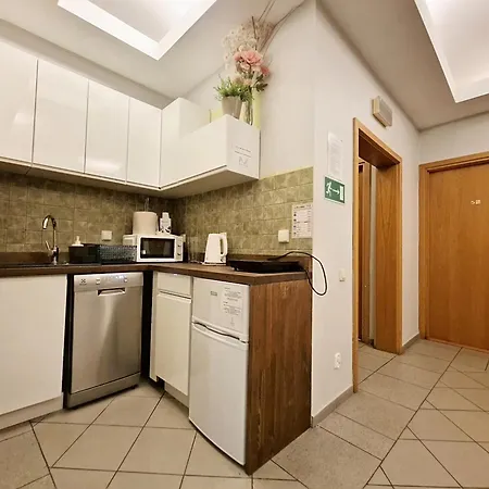 Helvetia - Private And Bed & Breakfast
